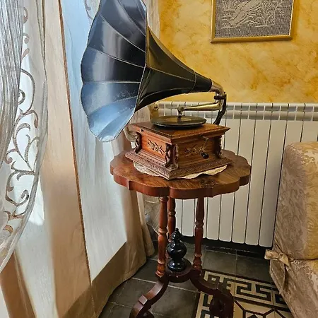 לינה וארוחת בוקר Al Borgo